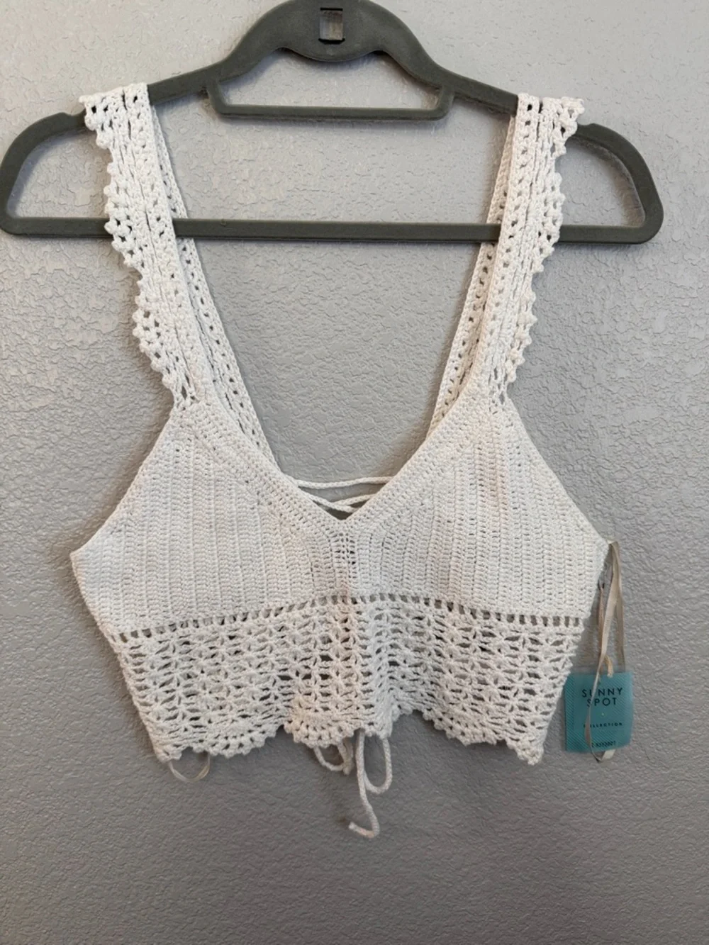 Forever 21 White Crochet V-Neck Camisole Bralette